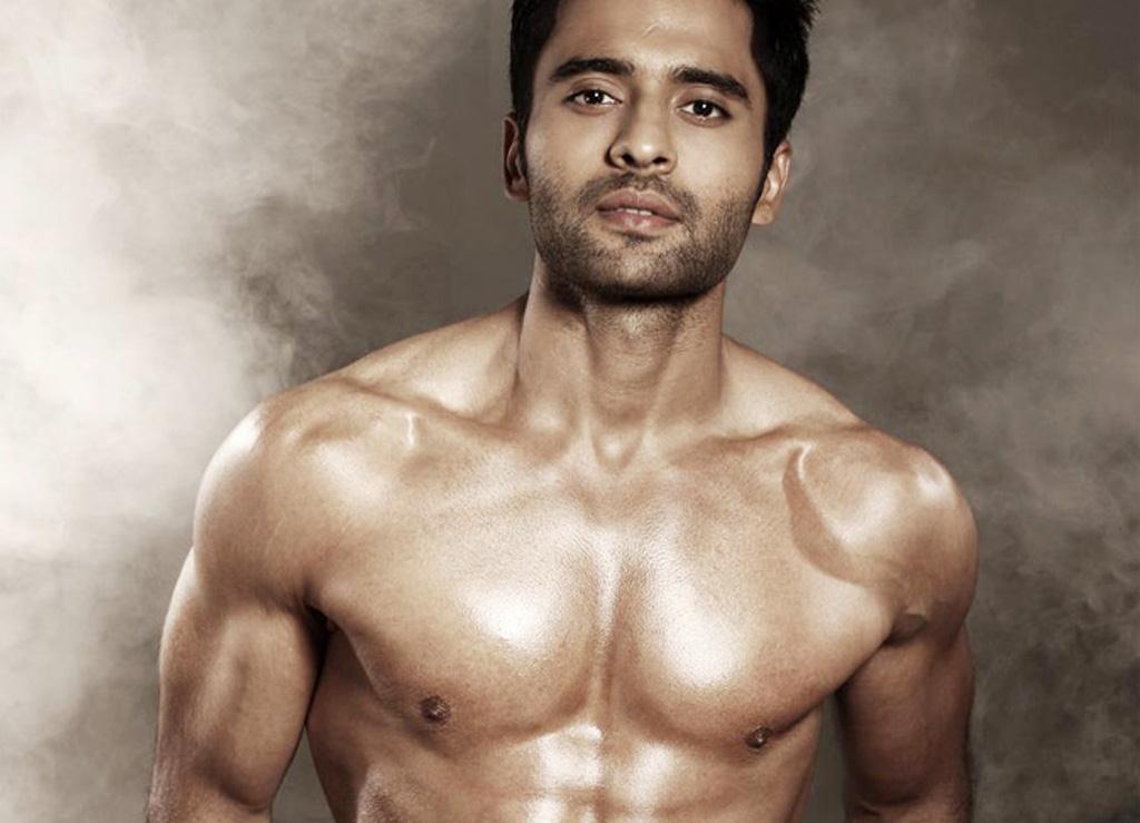 JACKKY BHAGNANI TO MAKE STAGE DEBUT ALONGSIDE PRATEIK BABBAR IN A GAY LOVE STORY