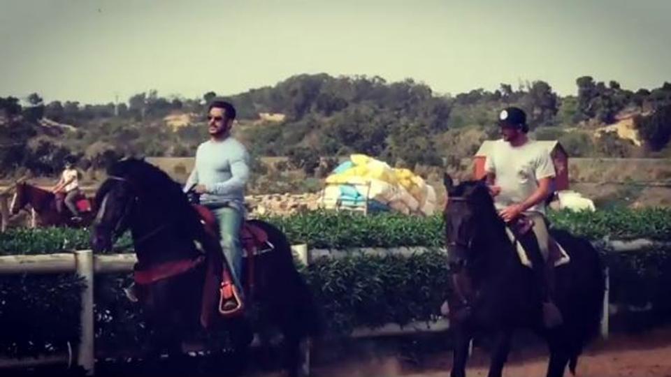 Salman Khan takes horse riding lessons for Tiger Zinda Hai. Watch video!