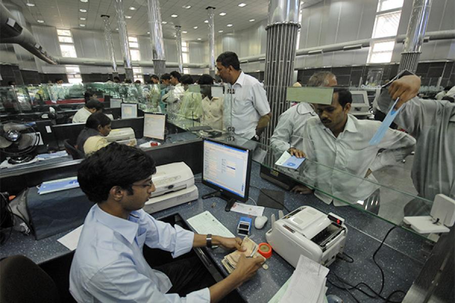 Government banks in search of new talent; Might hire 100,000 to expand and grow - The Indian Wire