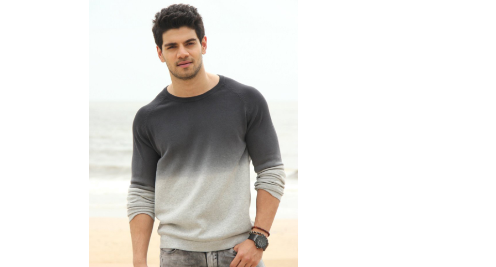Sooraj Pancholi celebrated his birthday with NGO kids and there he confesses that he is not a fancy person and he loves to do small things.