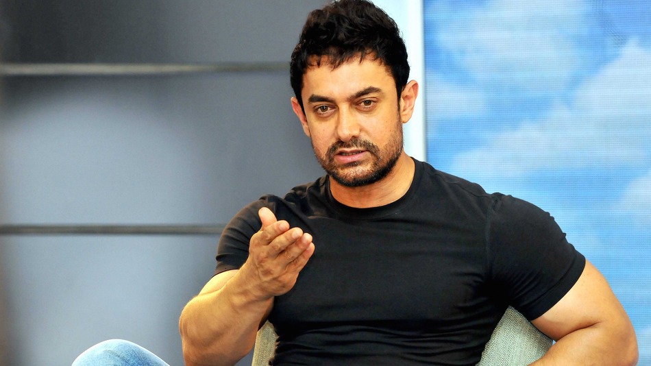 Aamir Khan says artistes have a responsibility to highlight gender issues