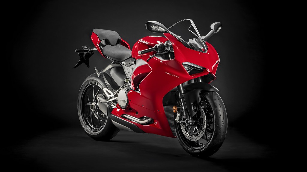 Ducati-Panigale-V2-Red
