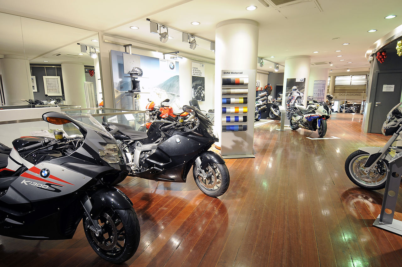 Showroom_BMW_Motorrad