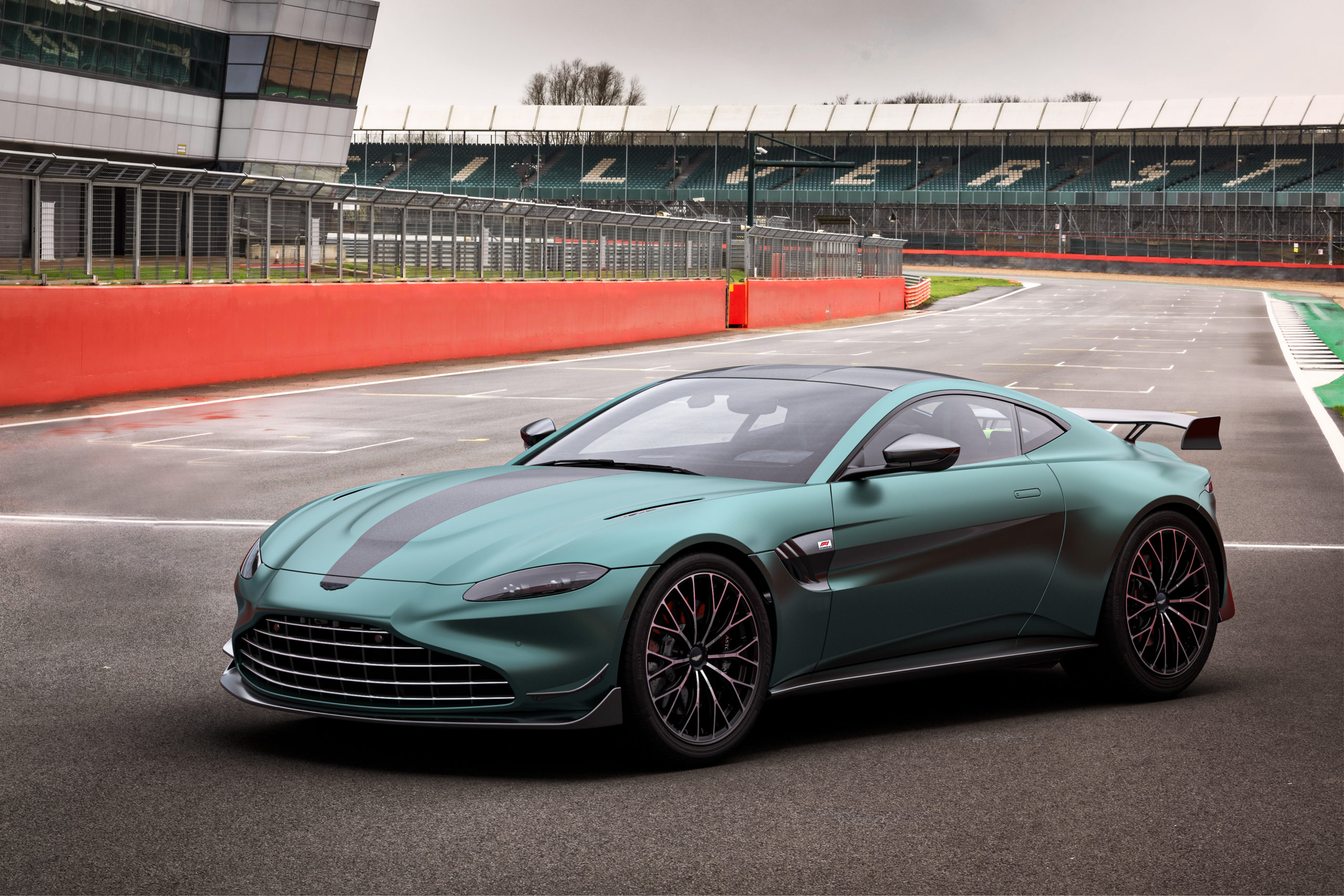 2021 Aston Martin Vantage F1 Edition Breaks Cover! - The Indian Wire