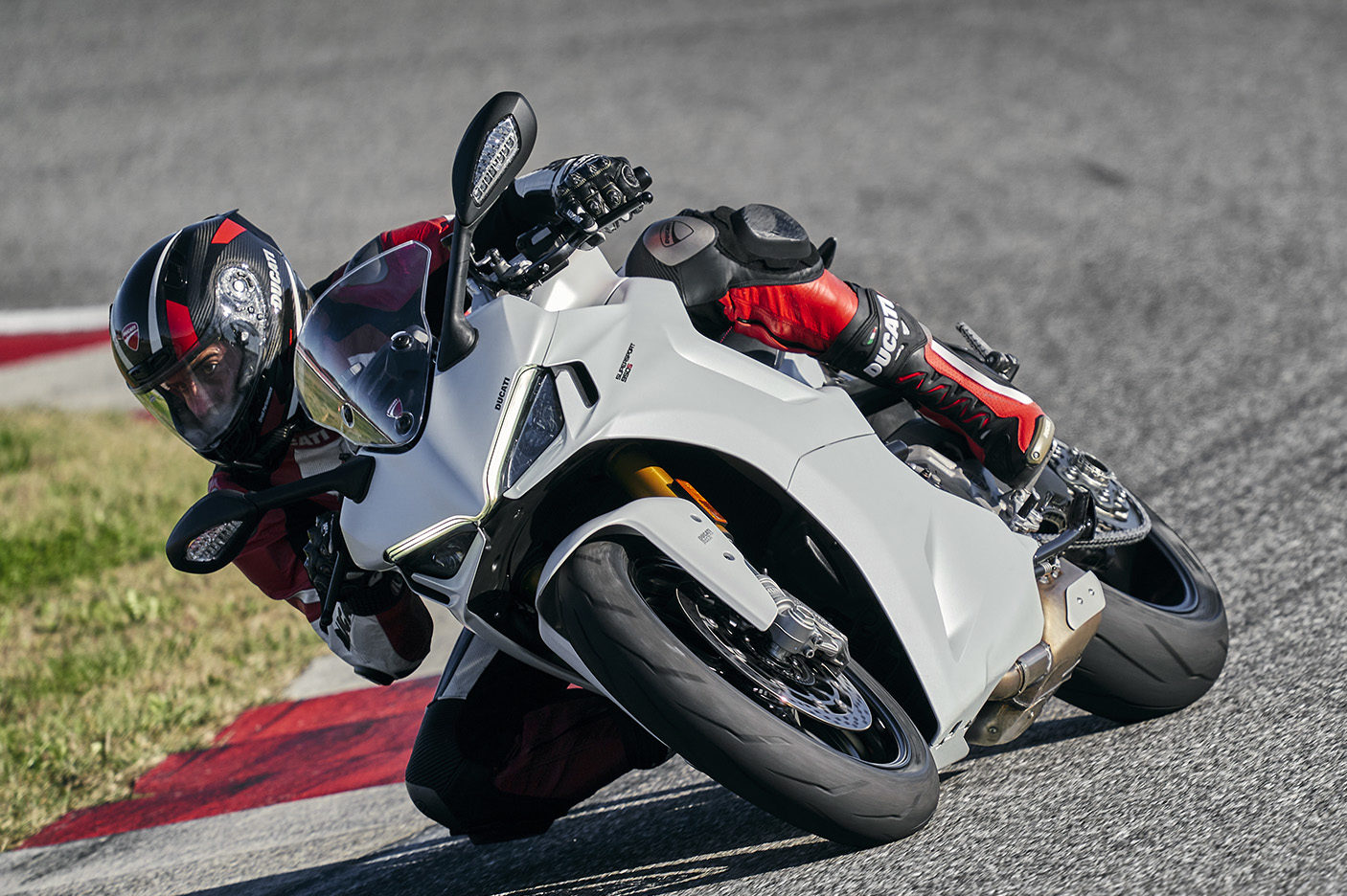 2021 Ducati Supersport 950