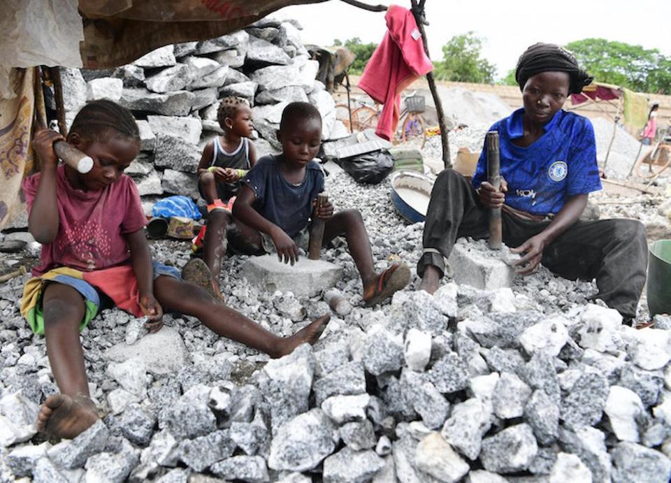 Children working at granite mine